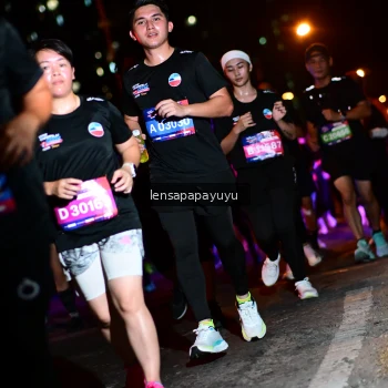 Runner Photo 4076215