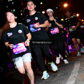 Runner Photo 4076224