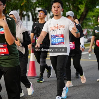 Runner Photo 4076332