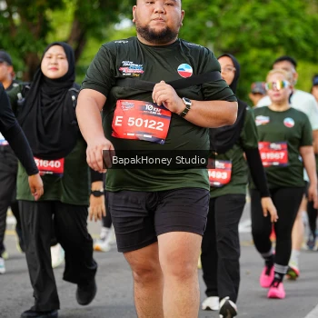 Runner Photo 4076352