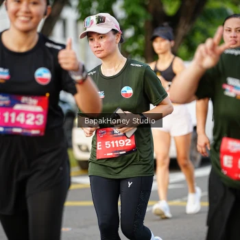 Runner Photo 4076355