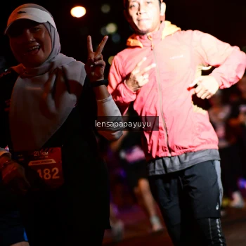 Runner Photo 4076412