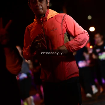 Runner Photo 4076419