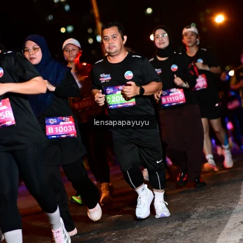 Runner Photo 4076426