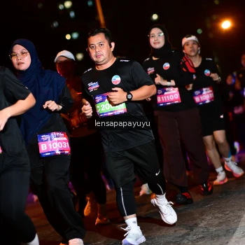 Runner Photo 4076432