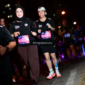 Runner Photo 4076449