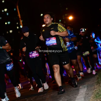 Runner Photo 4076475