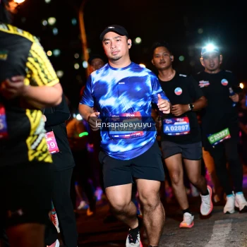 Runner Photo 4076495