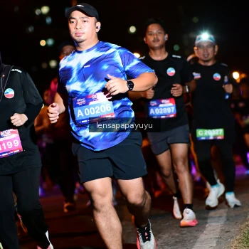 Runner Photo 4076525