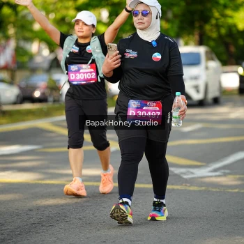 Runner Photo 4076623