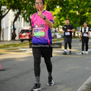 Runner Photo 4076656