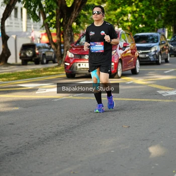 Runner Photo 4076707