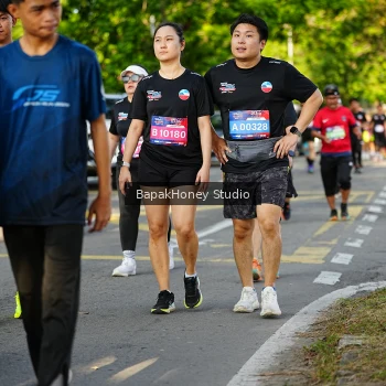 Runner Photo 4076708