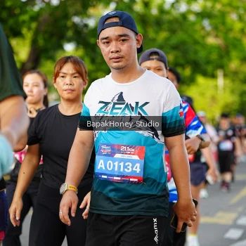 Runner Photo 4076742