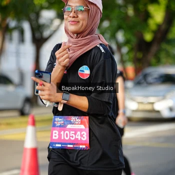Runner Photo 4076749