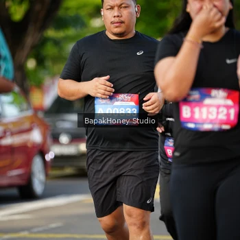 Runner Photo 4076750