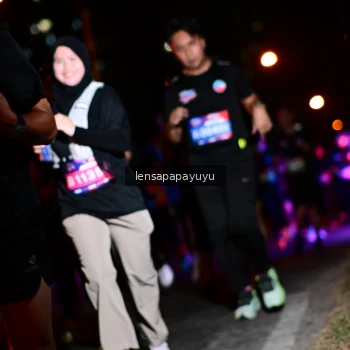 Runner Photo 4076763