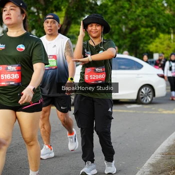 Runner Photo 4076775