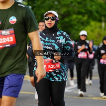Runner Photo 4076794