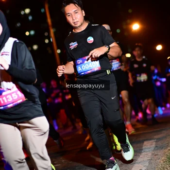 Runner Photo 4076826