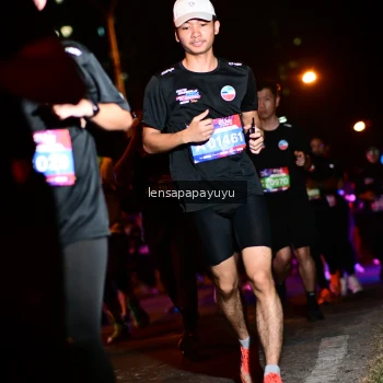 Runner Photo 4076954