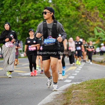 Runner Photo 4076955