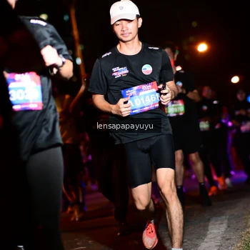 Runner Photo 4076965