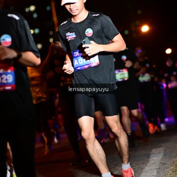 Runner Photo 4076983