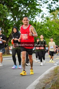 Runner Photo 4076991