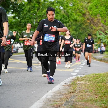 Runner Photo 4076996