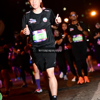 Runner Photo 4077035