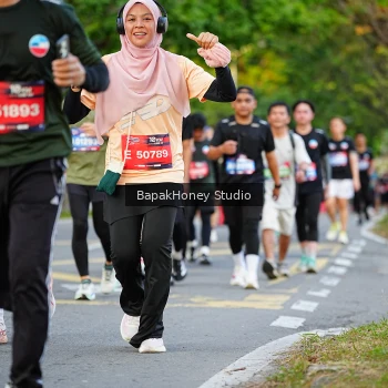 Runner Photo 4077067