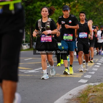 Runner Photo 4077068