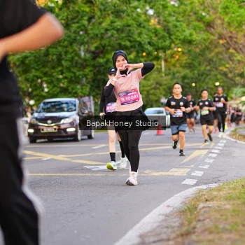 Runner Photo 4077086