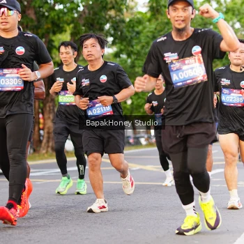 Runner Photo 4077111