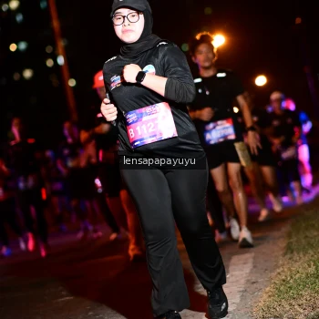 Runner Photo 4077135