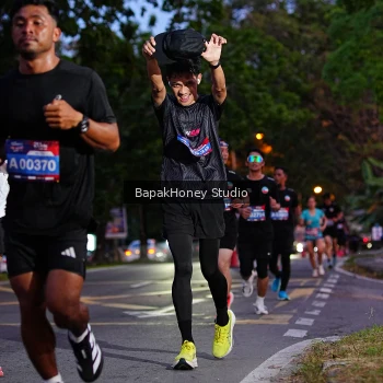 Runner Photo 4077168