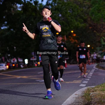 Runner Photo 4077173