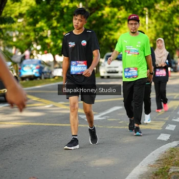 Runner Photo 4077228