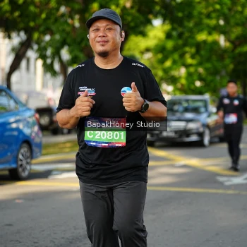 Runner Photo 4077246