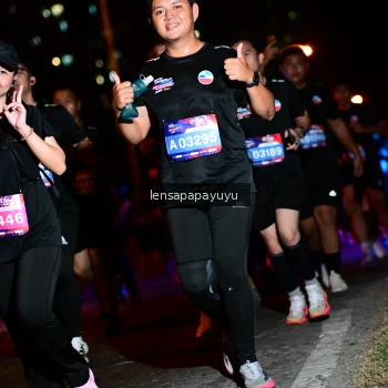 Runner Photo 4077324