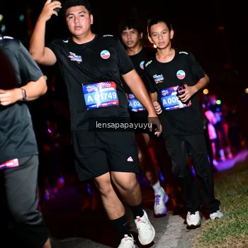 Runner Photo 4077340