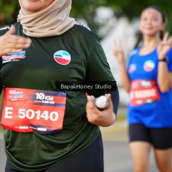 Runner Photo 4077385