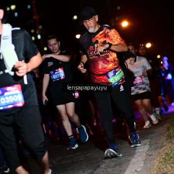Runner Photo 4077396