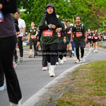 Runner Photo 4077415