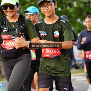 Runner Photo 4077420