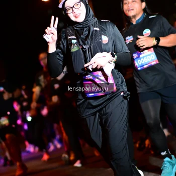 Runner Photo 4077471