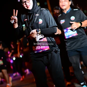 Runner Photo 4077473