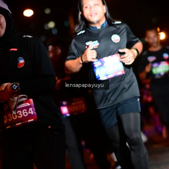 Runner Photo 4077475