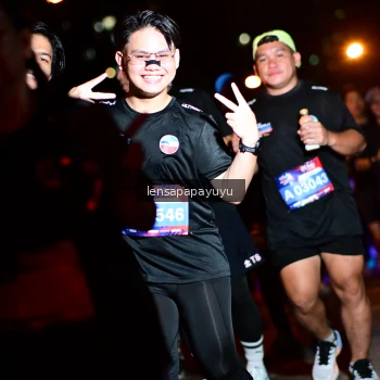 Runner Photo 4077495